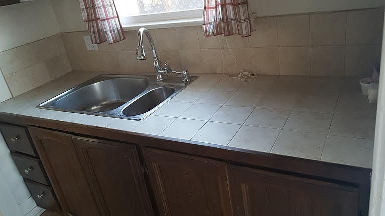 1st image of 5592 Newman St