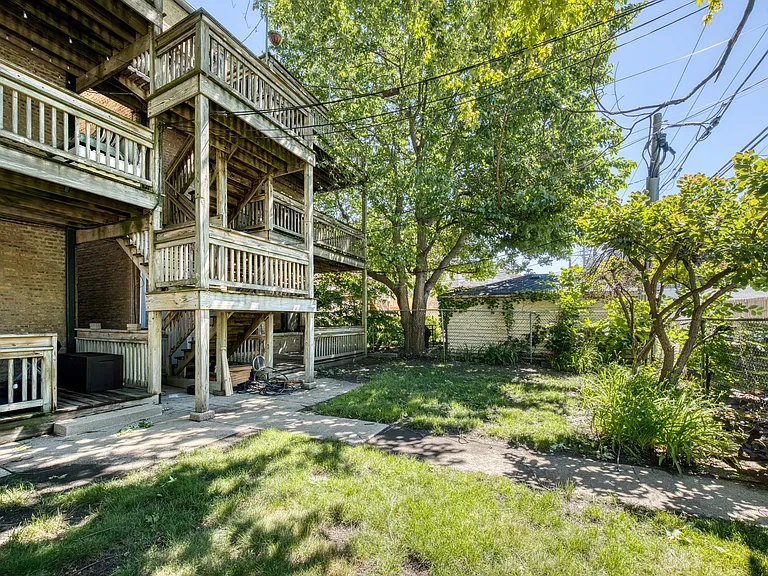 2023 W Roscoe St #1R — Photo 12