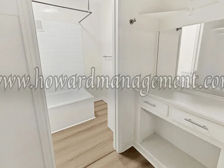 457 Bonnie Brae — Photo 4