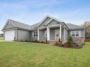 33 Winterwood Dr, Benson, NC 27504