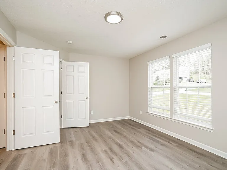 1802 Cabe Ct — Photo 13