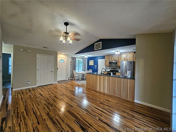 2nd image of 1508 High Meadow Road