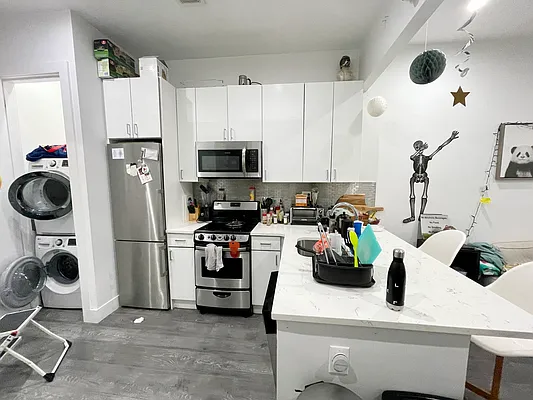 Rented by Ink Realty Services LLC | media 27