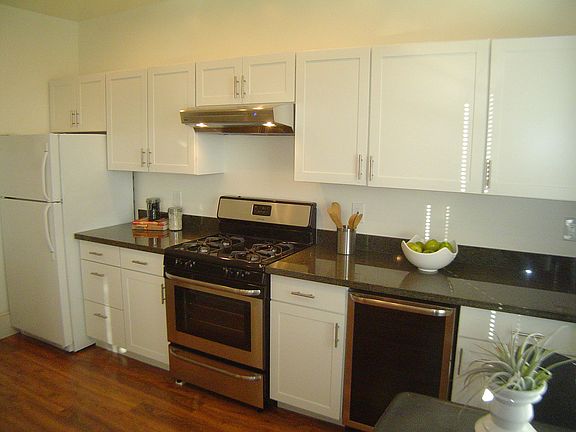 4th image of 2355 California St APT 14