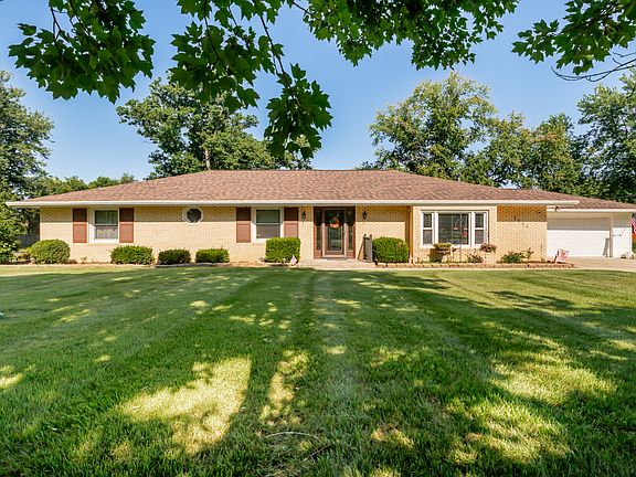3rd image of 1144 North Dr