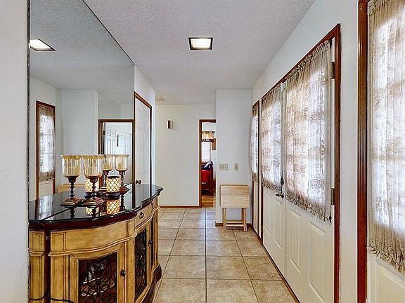 5th image of 13240 Riverview Dr
