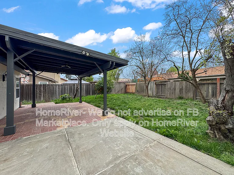2162 Lejano Way — Photo 20