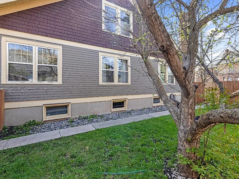 303 E Olive St #1 — Photo 37