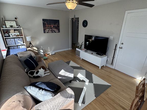 4th image of 302 E Oklahoma Ave #304