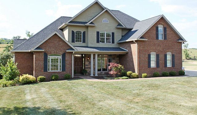 1st image of 23653 Meade Dr