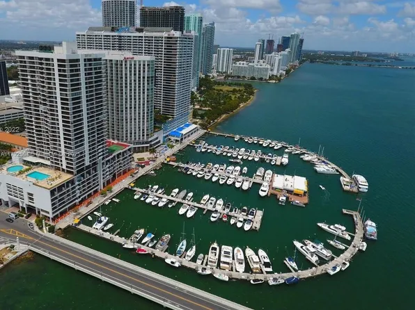 555 NE 15th St APT 33H, Miami, FL 33132