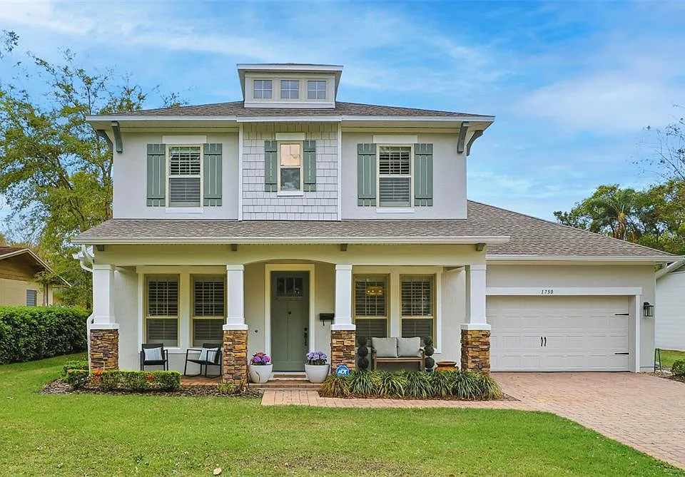 1750 Carollee Ln