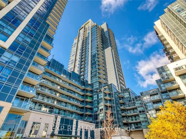 30 Meadowglen Pl #314, Toronto, ON M1G 0A6