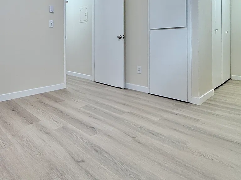 2902 N Carr St #5 — Photo 6