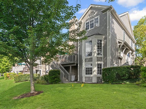 2nd image of 167 Tantallon Ln