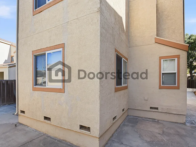 2768 Gamble Ct — Photo 50