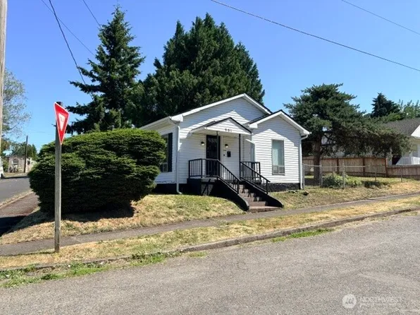 901 CRAWFORD, Kelso, WA 98626