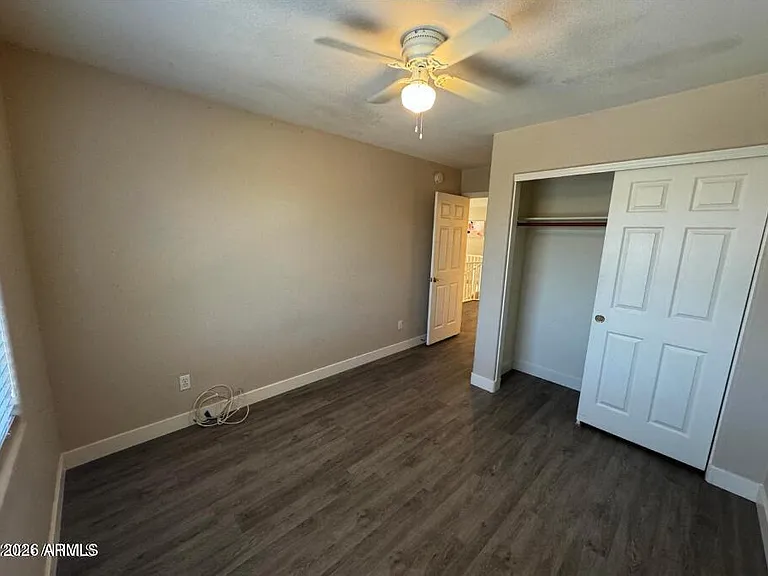 1470 W Armstrong Way — Photo 30