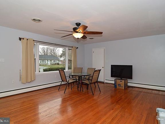 3rd image of 163 Wernersville Blvd