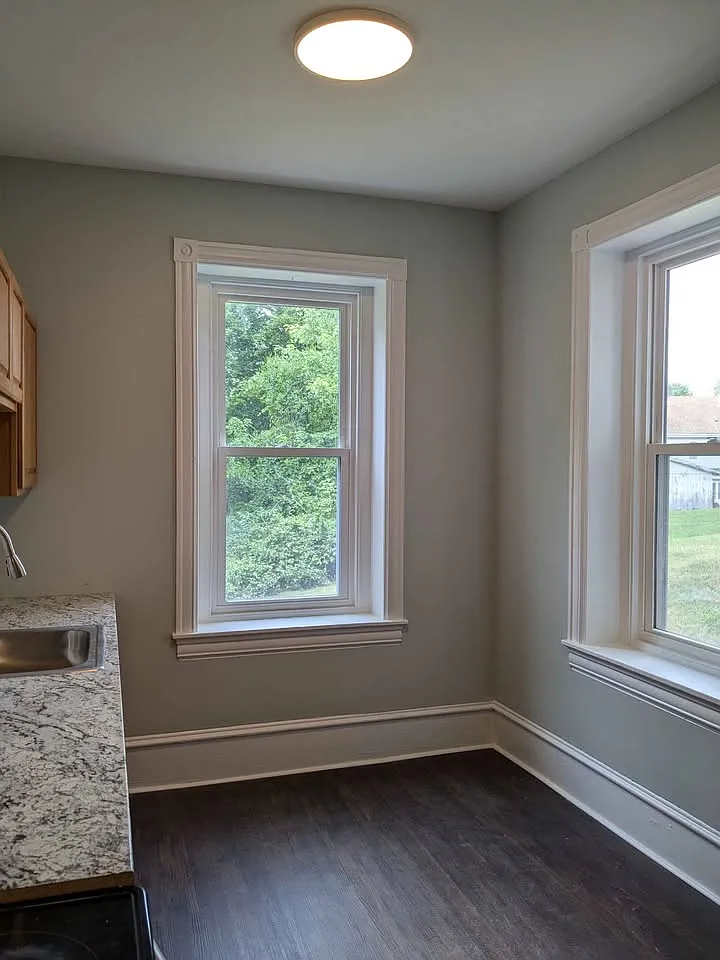 1 bed, 450 sqft, $1,500 — Photo 3