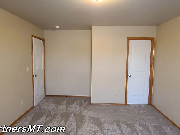 892 N River Rock Dr — Photo 9