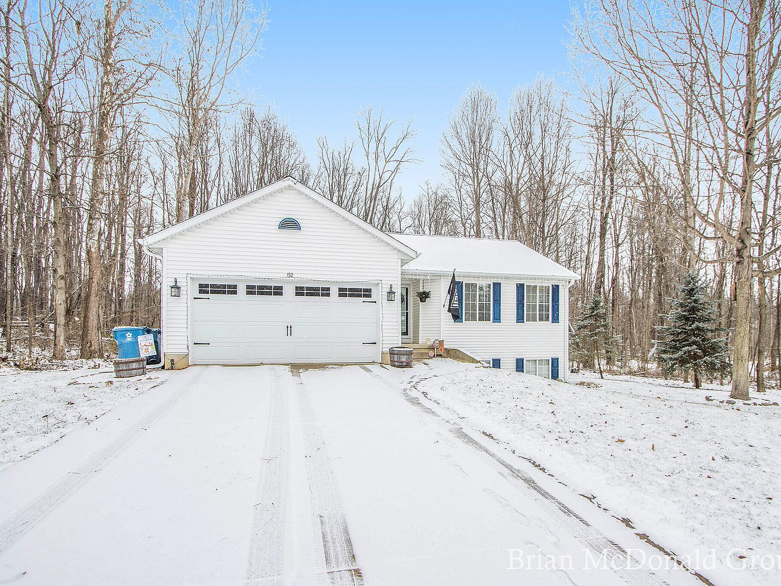 152 Summit Dr, Allegan, MI 49010 Zillow