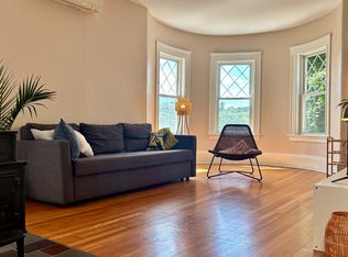 307 Tappan St #3A, Brookline, MA 02445