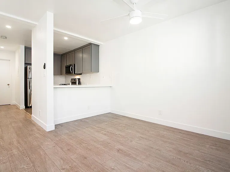 3rd Street Complex — Photo 17