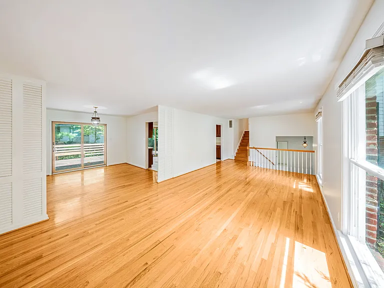 6715 Tildenwood Ln — Photo 7