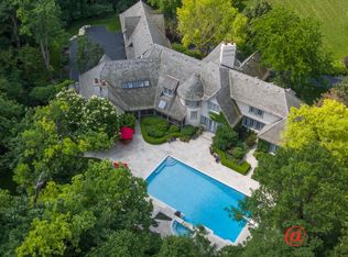 4528 Red Oak Ln, Long Grove, IL 60047