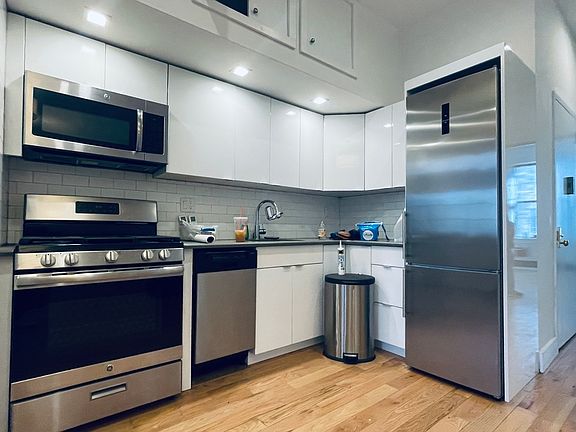 4th image of 38 Melrose St #1A