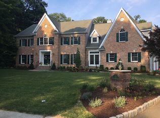 12 Mitchell Way, Ramsey, NJ 07446