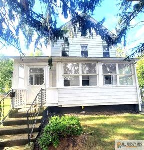 26 Sherman St, Jamesburg, NJ, 08831