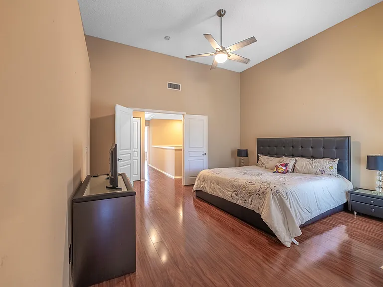 21486 Saint Andrews Grand Cir #16 — Photo 17