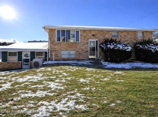 321 W Union St, Nanticoke, PA 18634