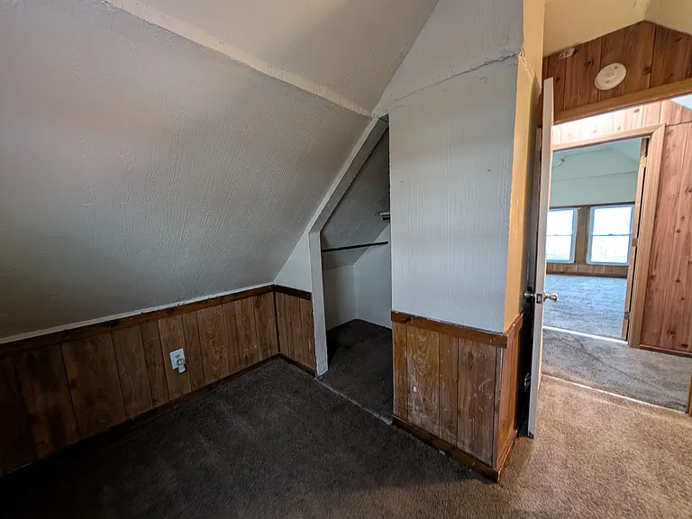 564 Carroll St — Photo 26