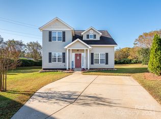 803 Sir Raleigh Dr, Concord, NC 28025