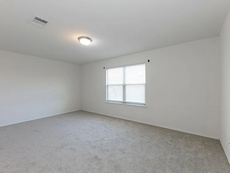 1141 Renaissance Trl — Photo 8