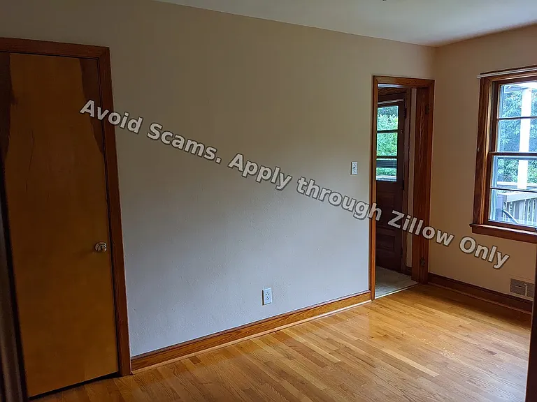 3533 Richards Blvd — Photo 9
