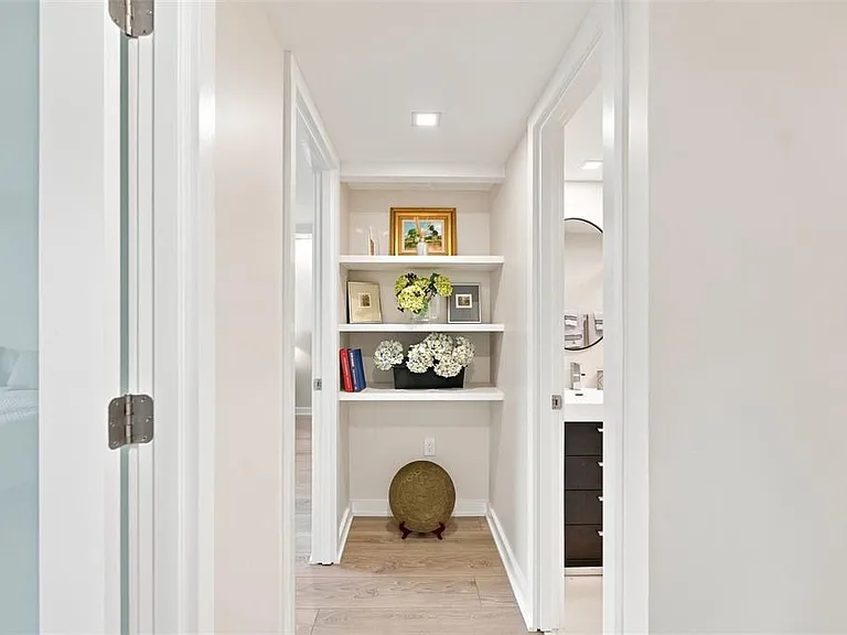 707 S Gulfstream Ave #207 — Photo 24