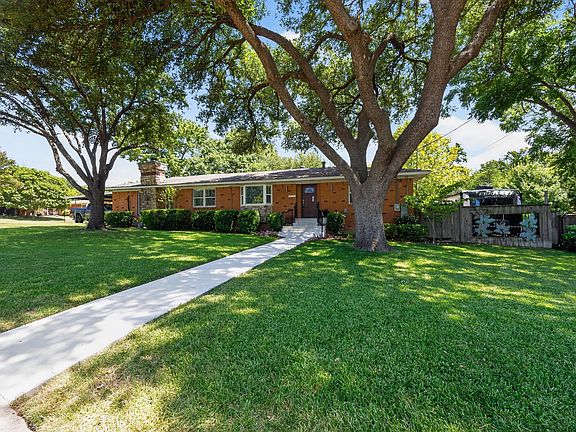 2nd image of 9840 Twin Creek Dr