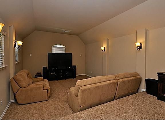 5th image of 9609 Bowman Dr