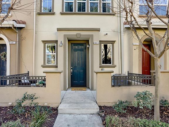 3rd image of 1681 Shore Pl Unit 2