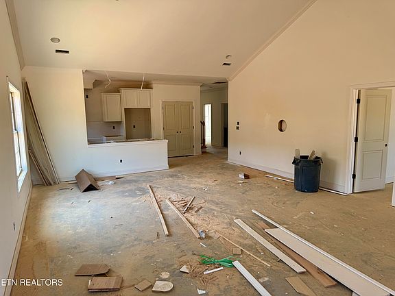 4th image of 9975 Rio Bravo Ln