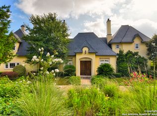 40 Galleria Dr, San Antonio, TX 78257