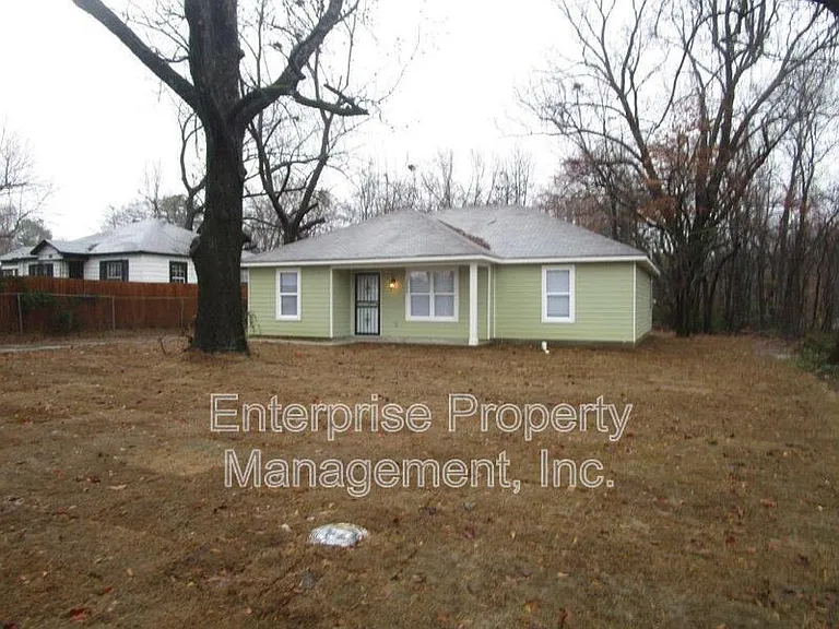 3490 Ardmore St — Photo 5