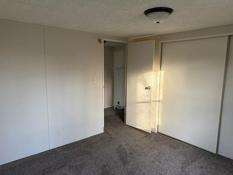 52 Glen St #10 — Photo 5