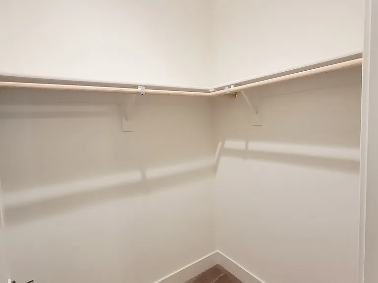3rd bedroom. Walk-in closet