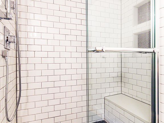3rd image of 1555 California St APT 317