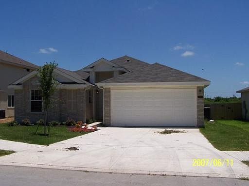 1st image of 6414 Castle View Dr
